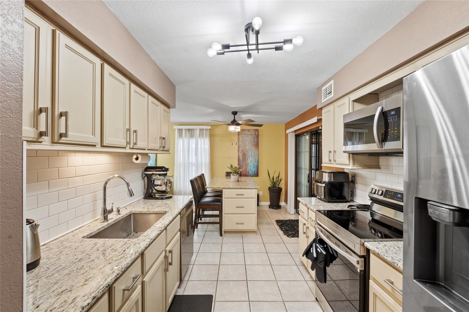 100 Oak Terrace Drive, FL