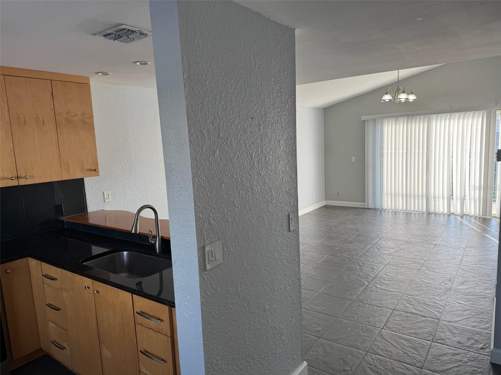 2568 Woodgate Boulevard, FL