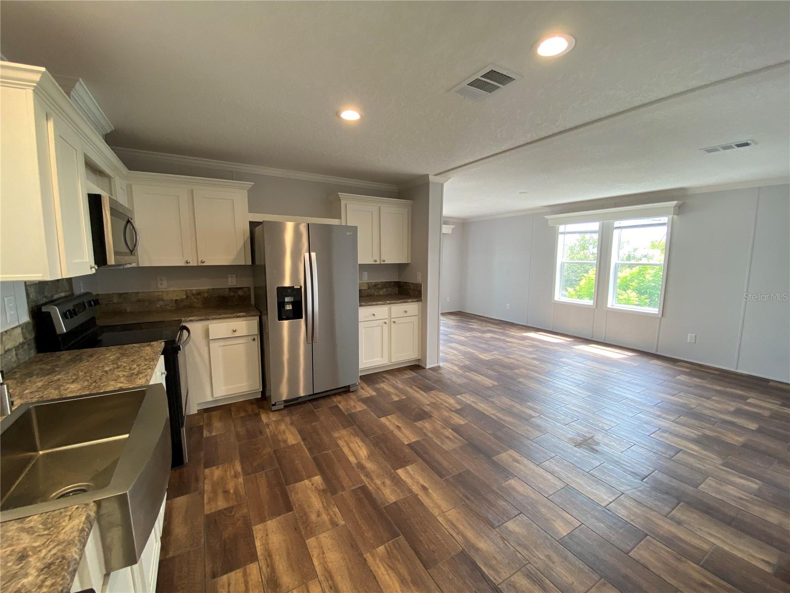 538 Fleetwood Street, FL