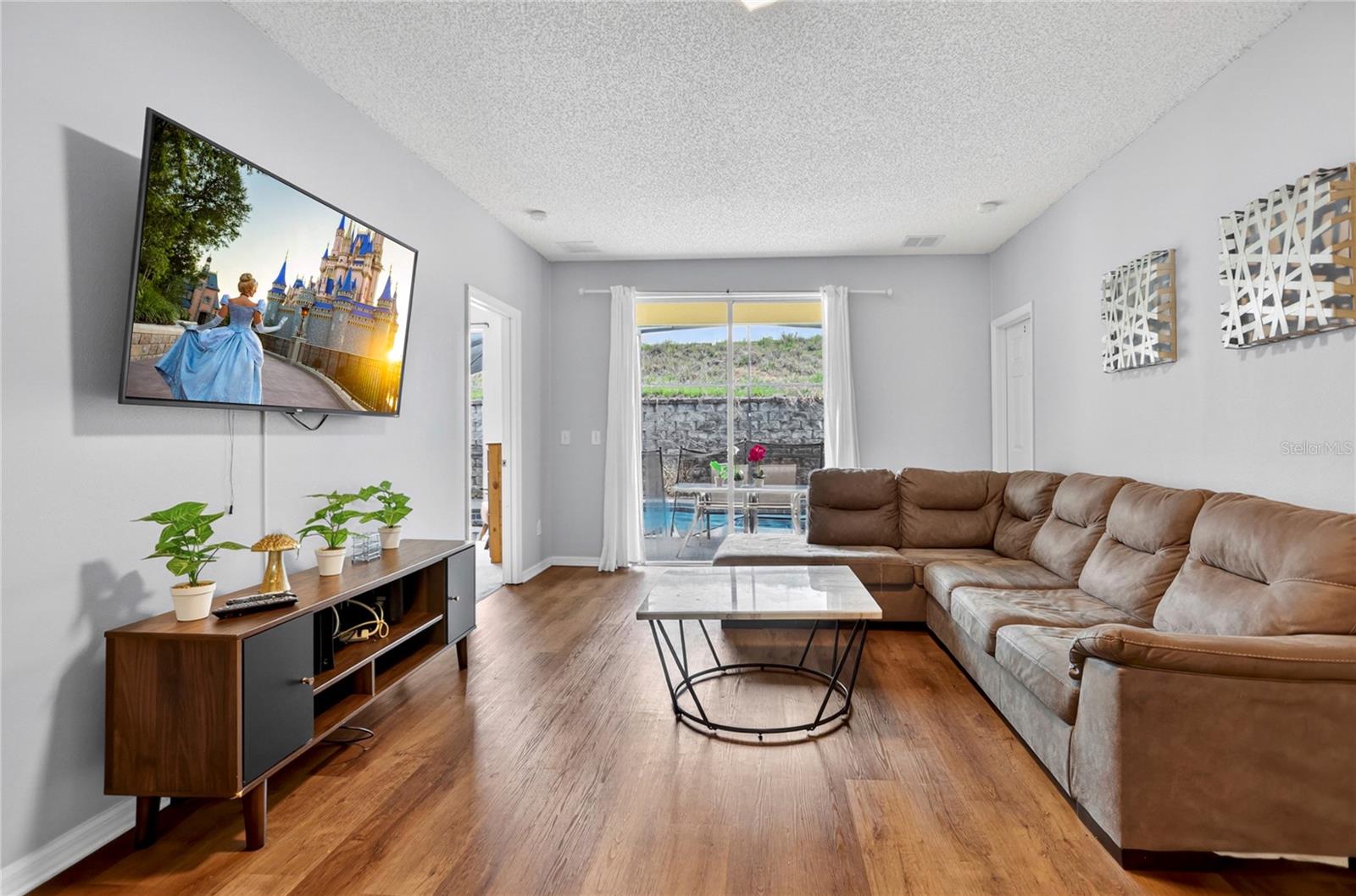258 Sunset View Drive, FL
