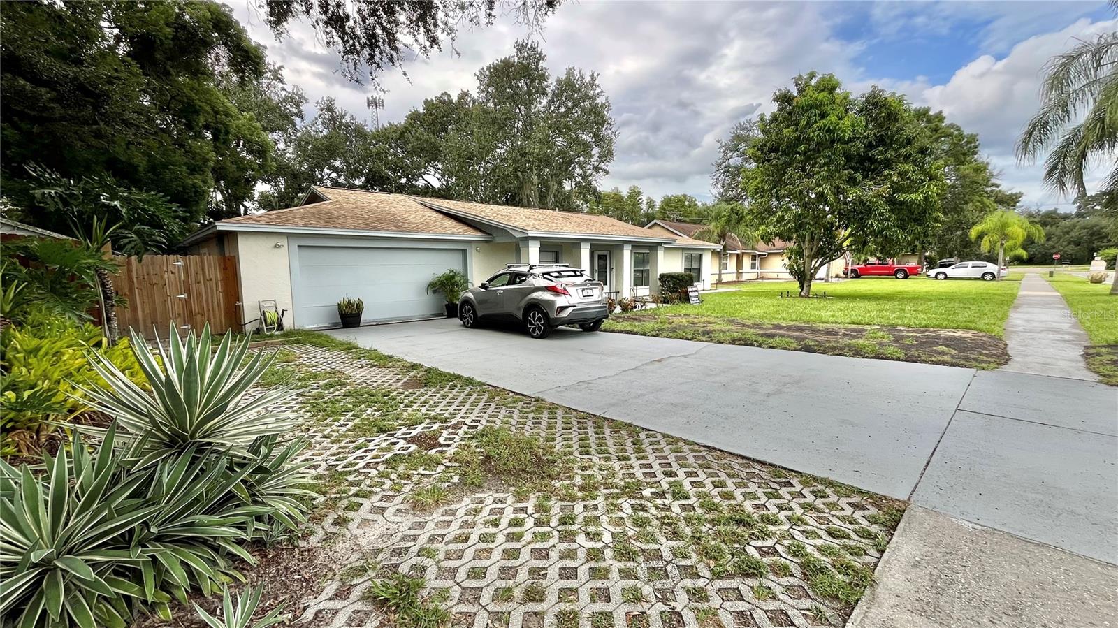 14216 Briarthorn Drive, FL
