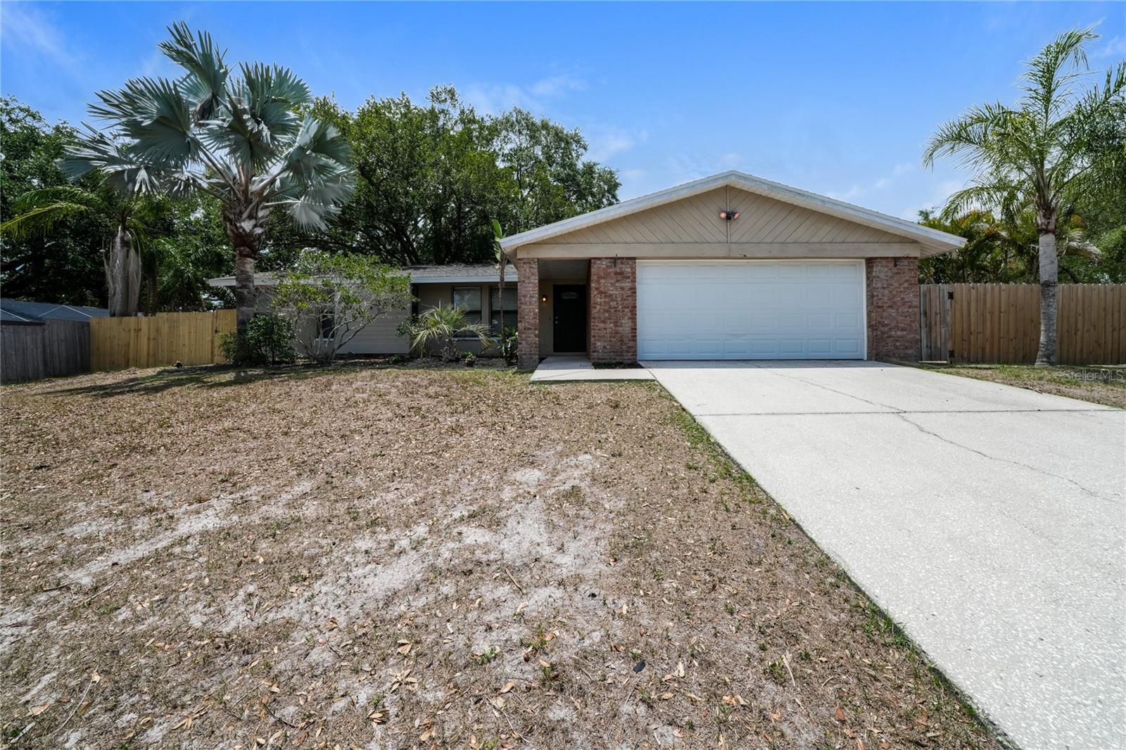 2836 Cinnamon Bear Trail, FL