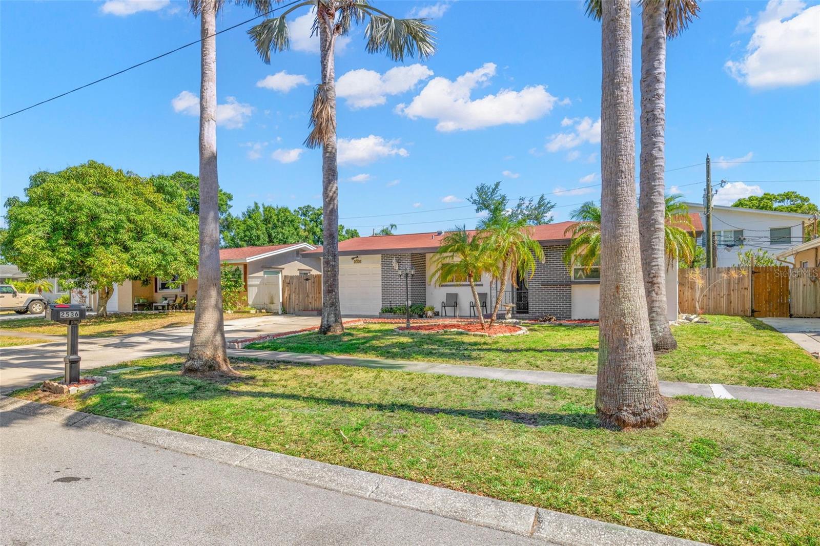 2536 Keene Park Drive, FL