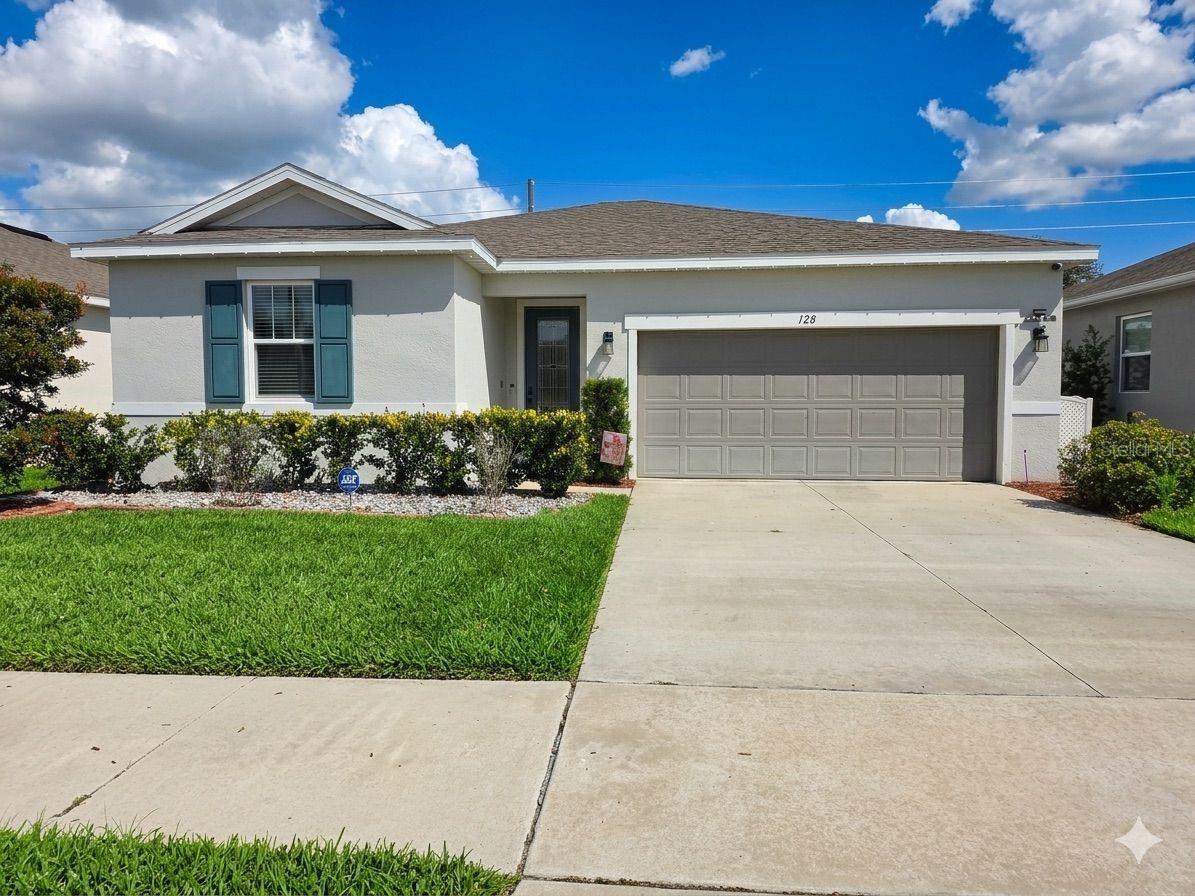 128 Arlington Square Court, FL