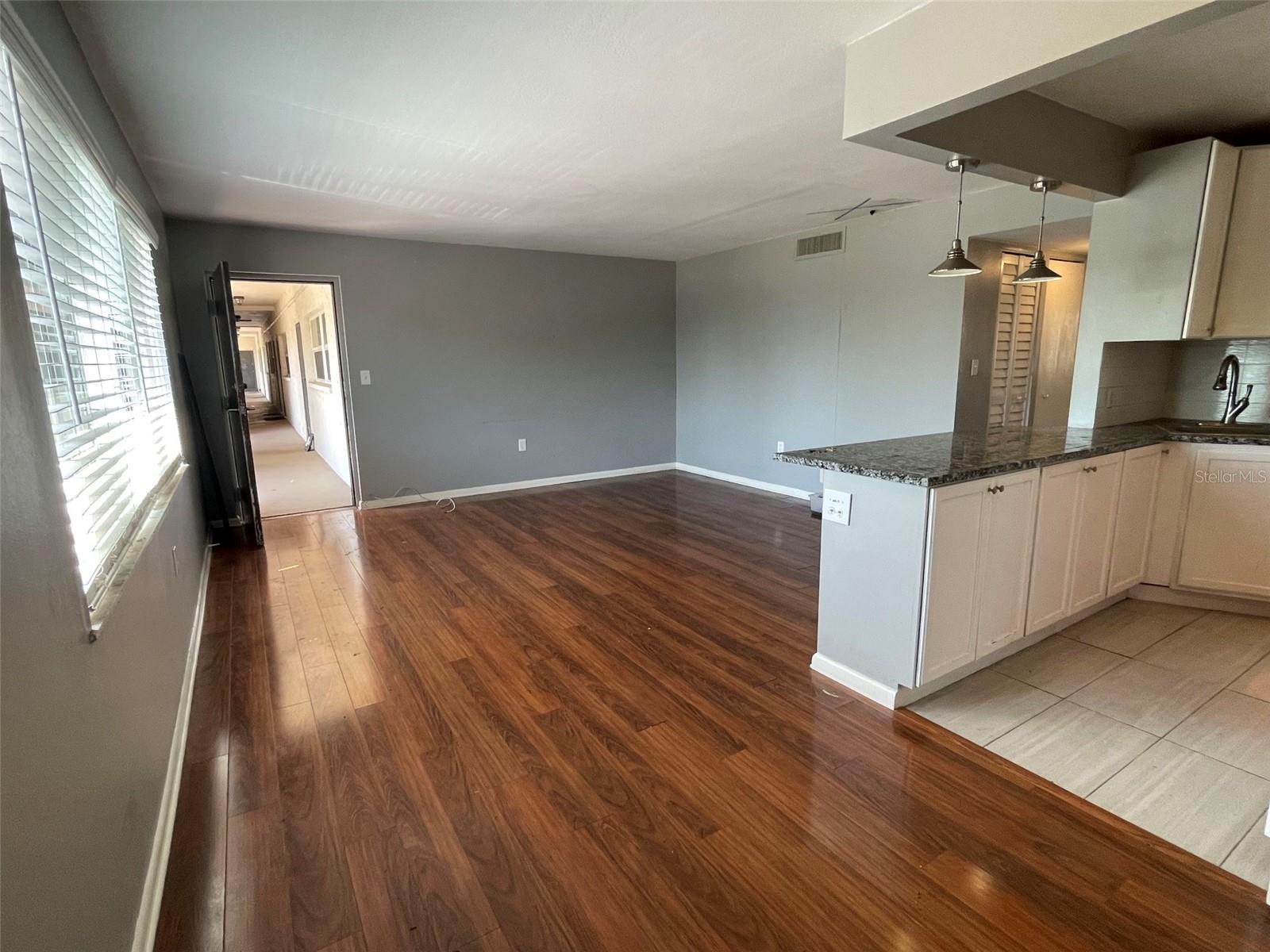 208 Monroe Circle, FL