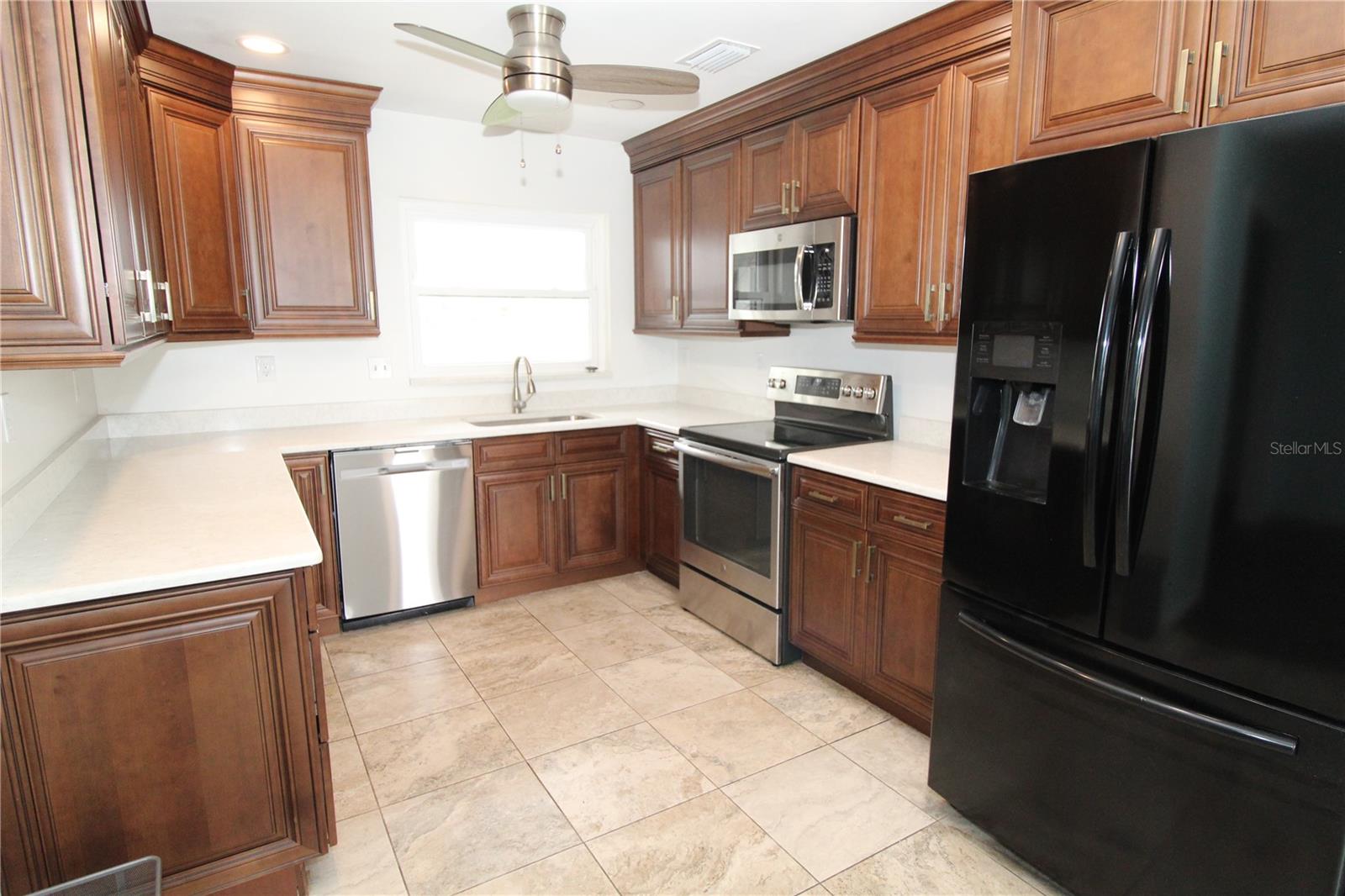 1104 Desert Hills Drive, FL