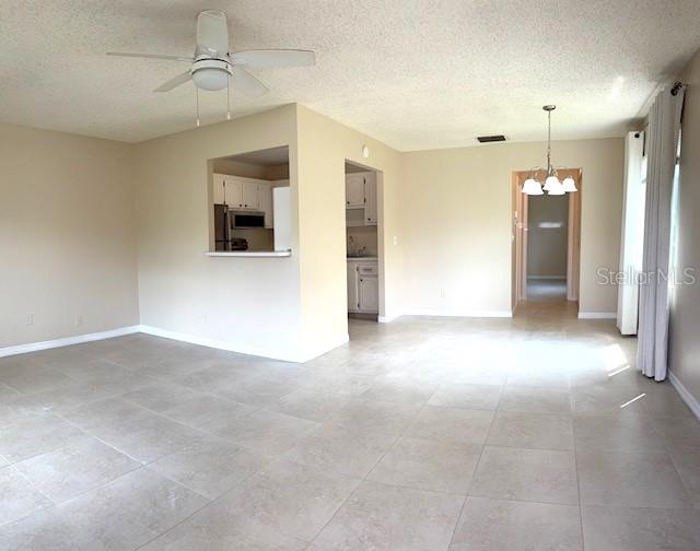302 Canton Court, FL