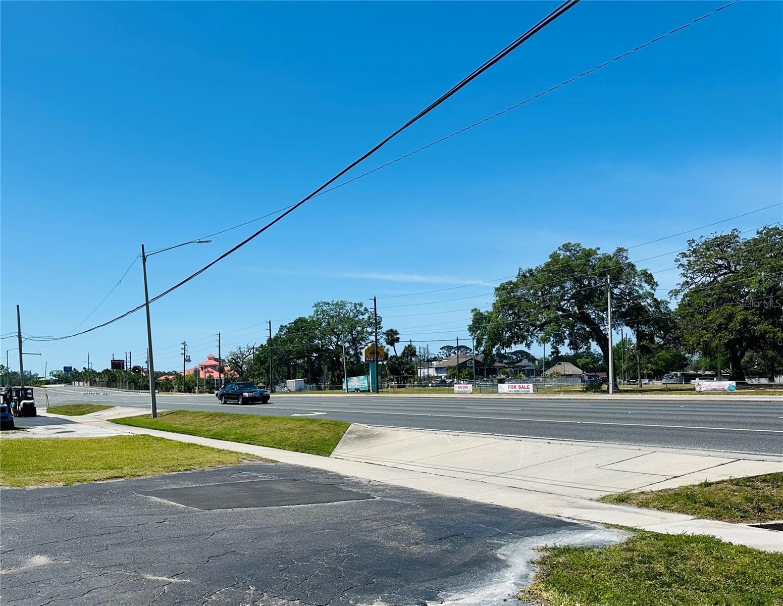 7904 Us Highway 19, FL