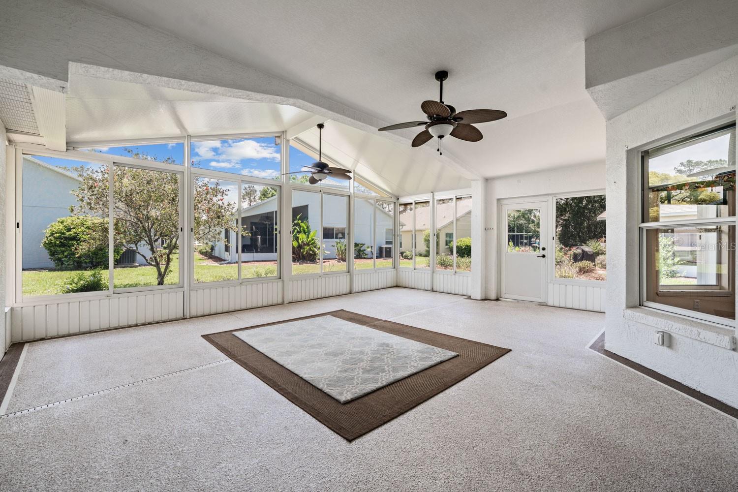 11709 Spindrift Loop, FL