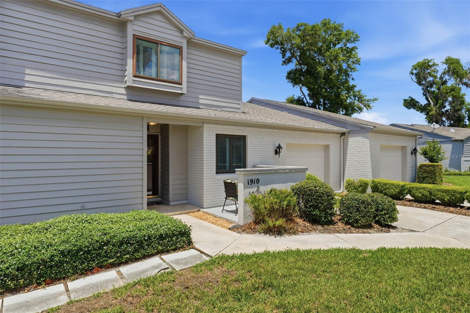 1910 37th Court Circle, FL
