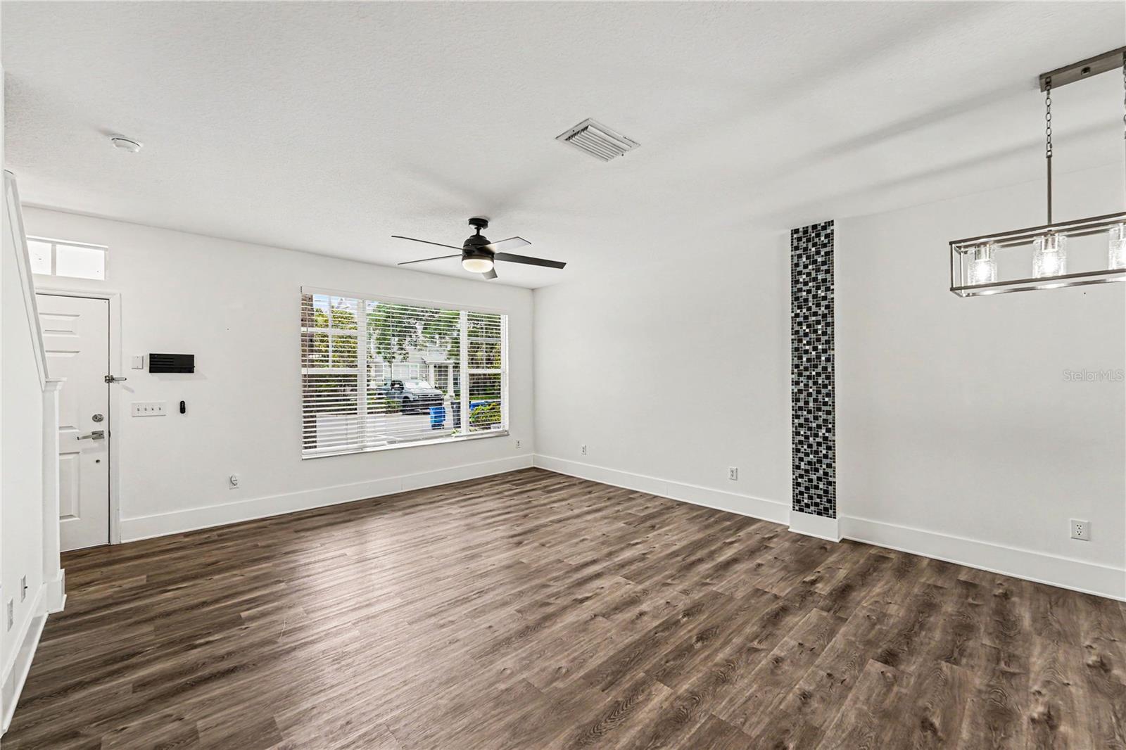 12268 Country White Circle, FL