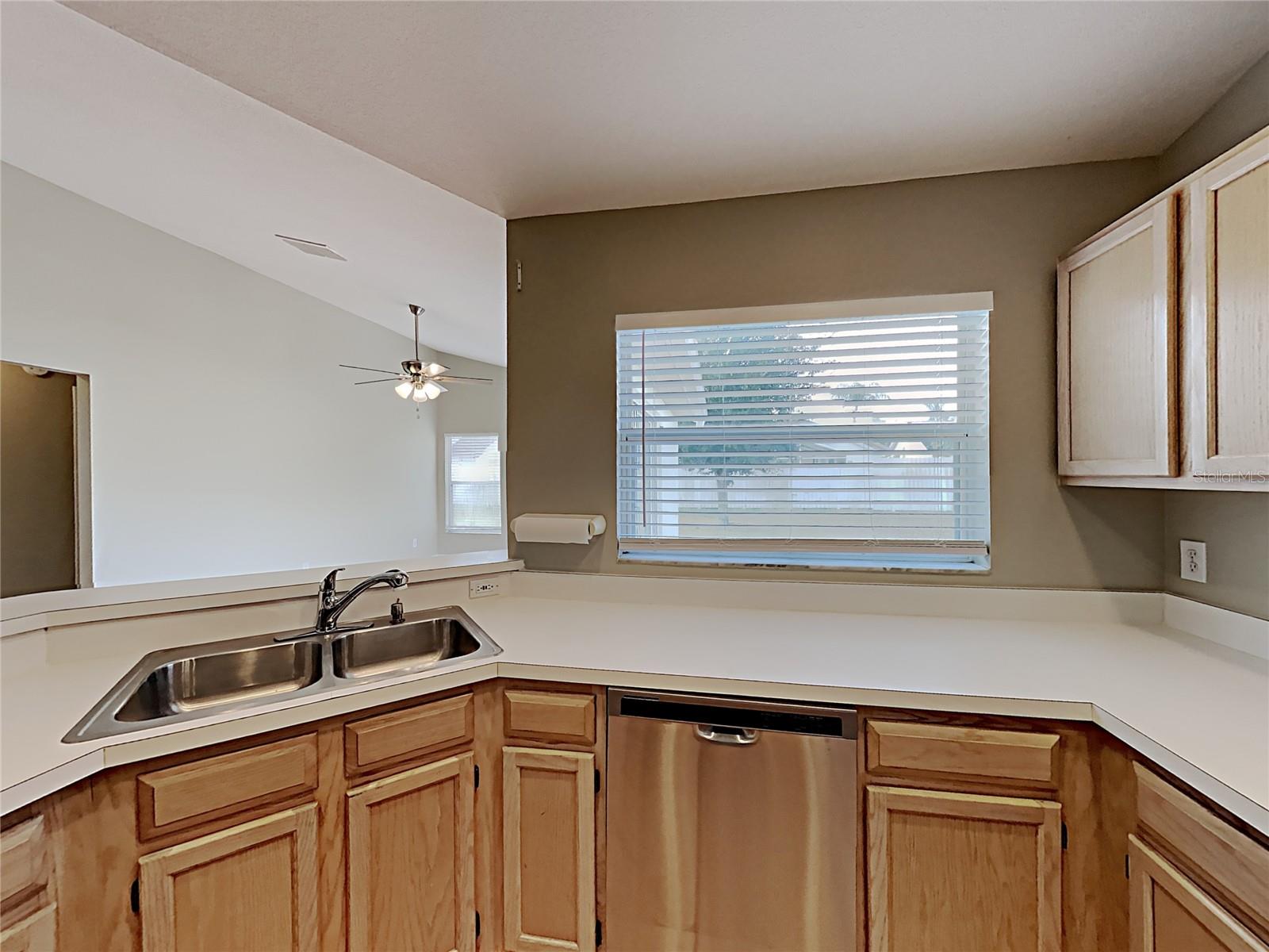 5637 Loma Vista Court, FL