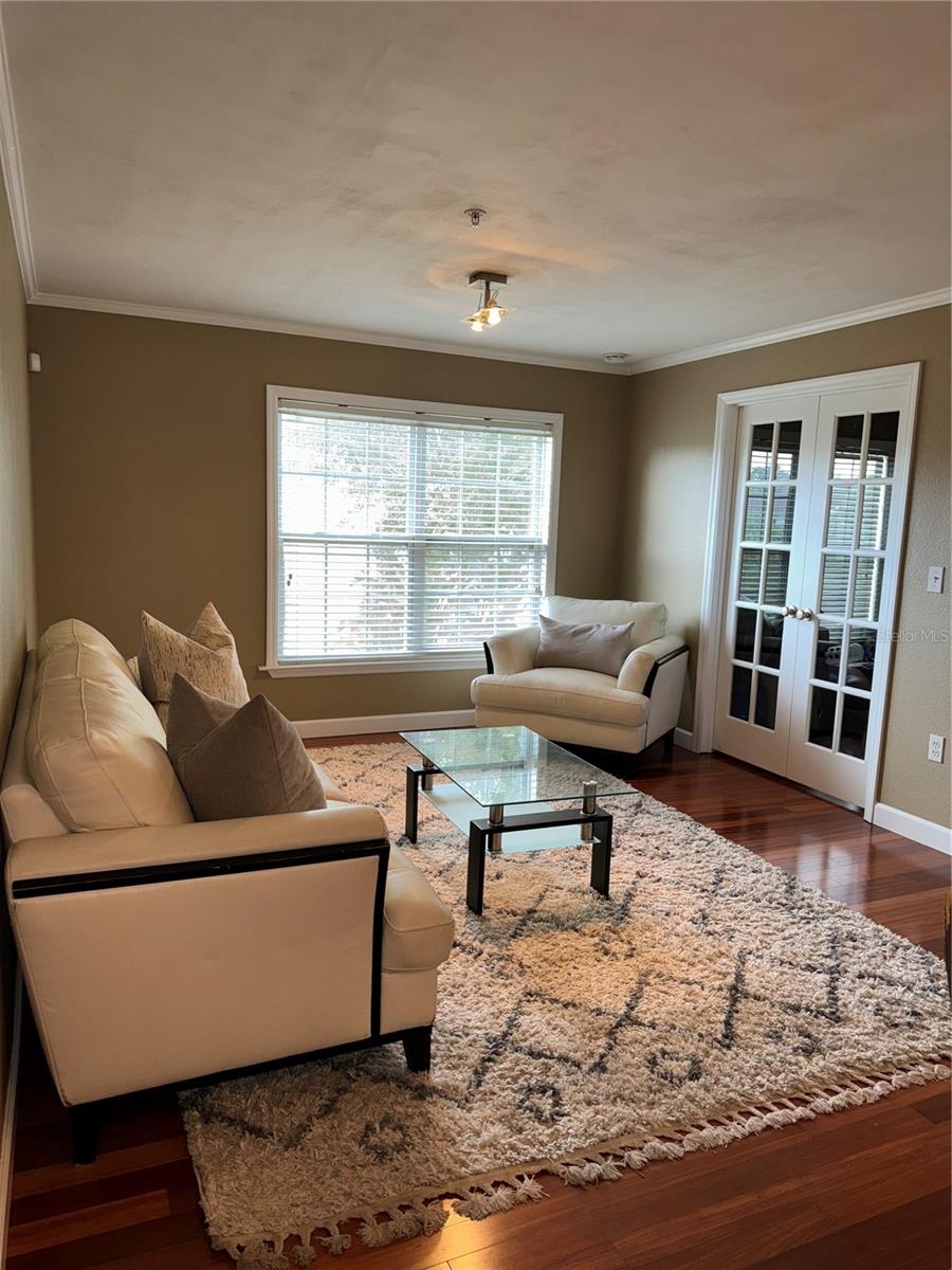 2053 Dixie Belle Drive, FL
