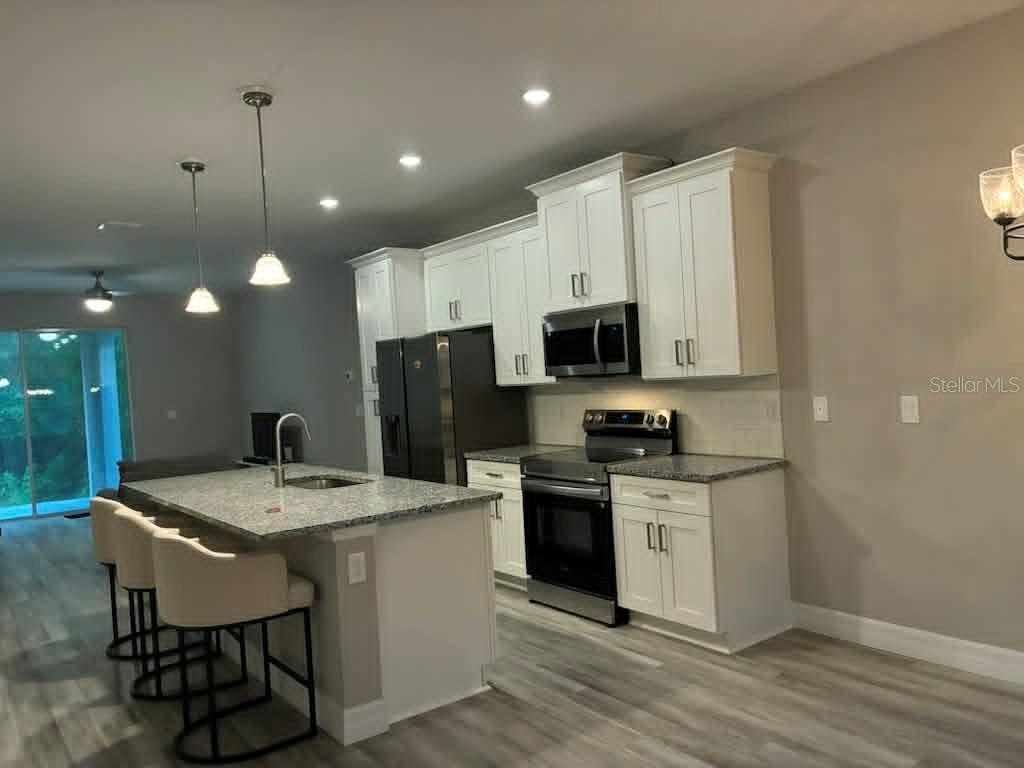 524 Avondale Drive, FL