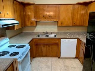 250 Cedarwood Drive, FL