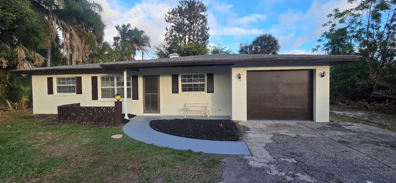 345 Venice Boulevard, FL