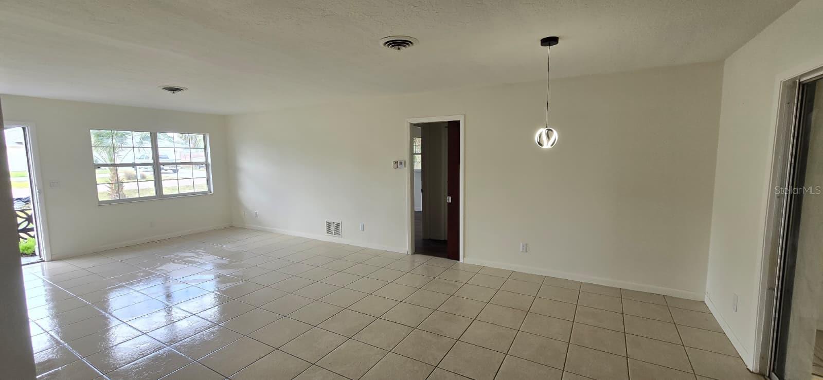 345 Venice Boulevard, FL