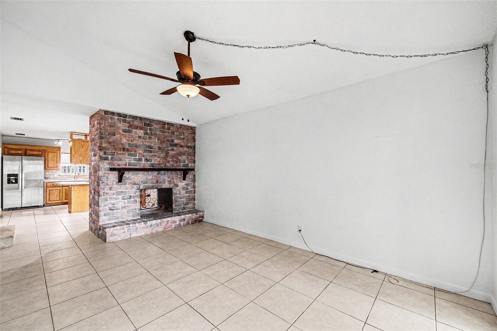 909 Northbrook Drive, FL
