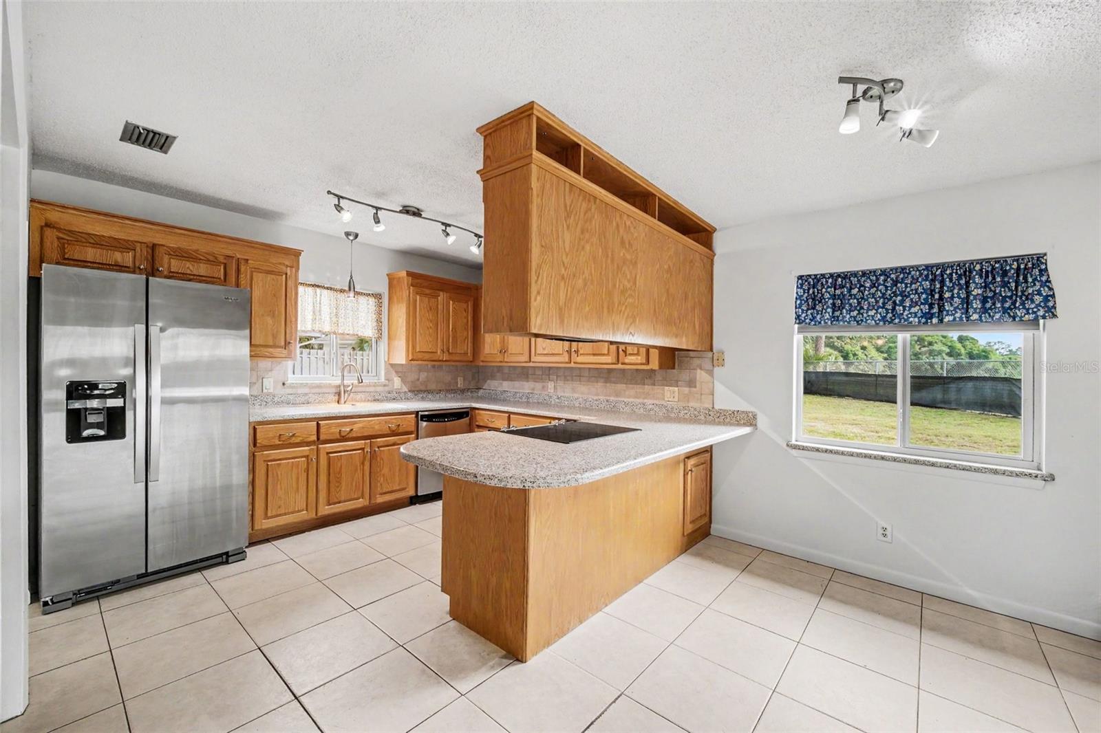 909 Northbrook Drive, FL