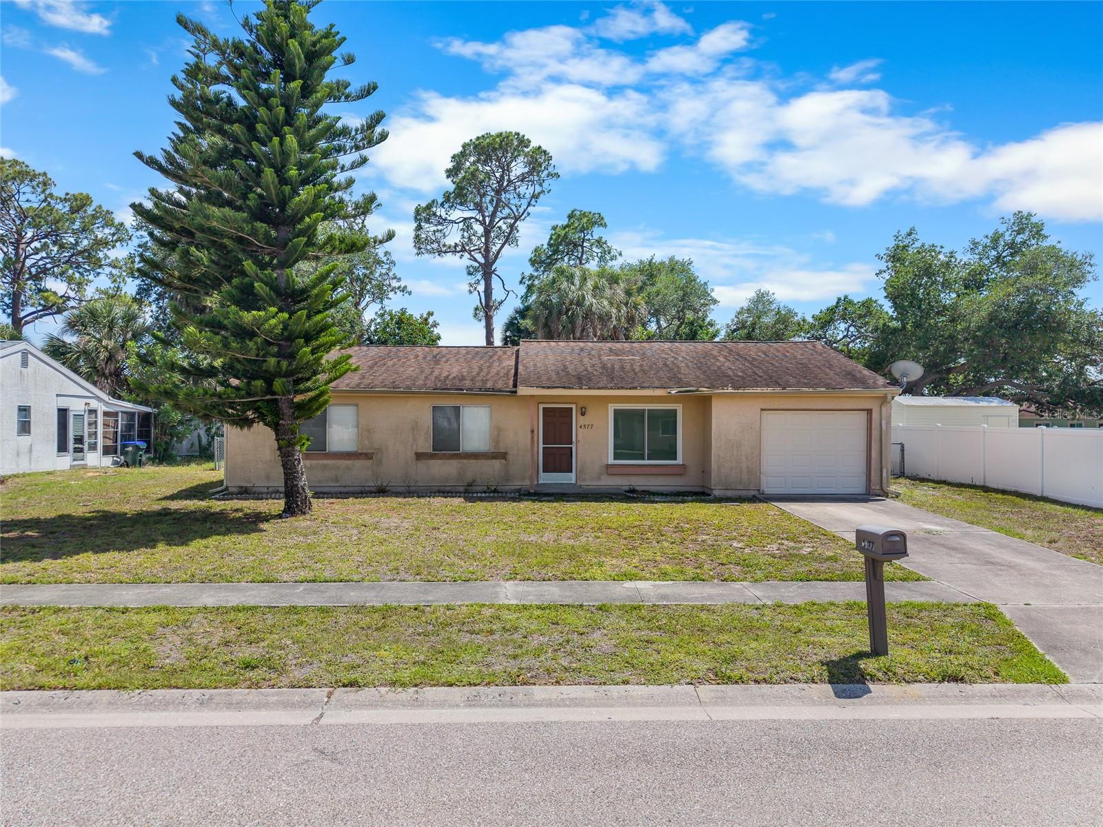 4577 Maraldo Avenue, FL