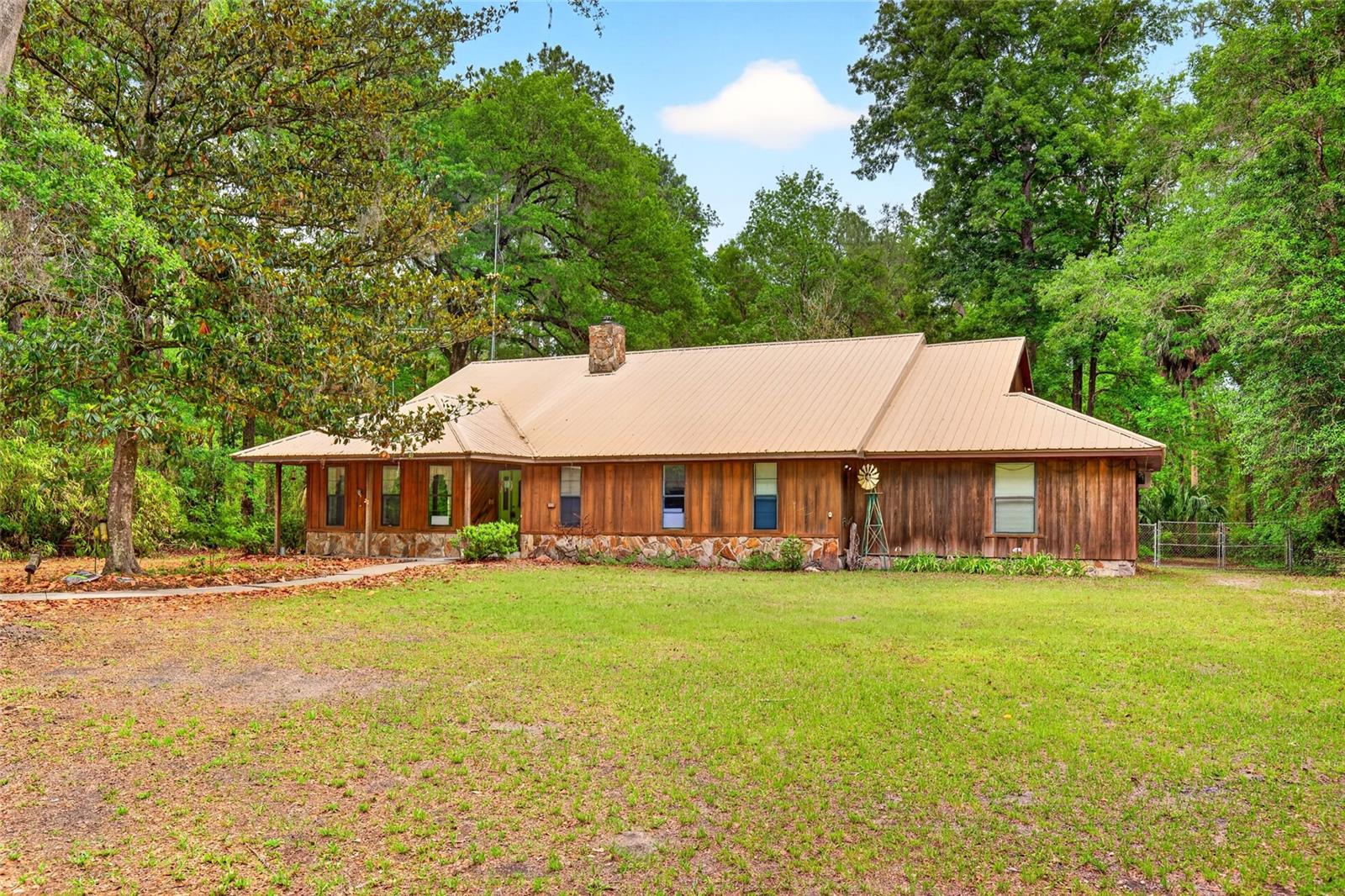 16555 Highway 329, FL