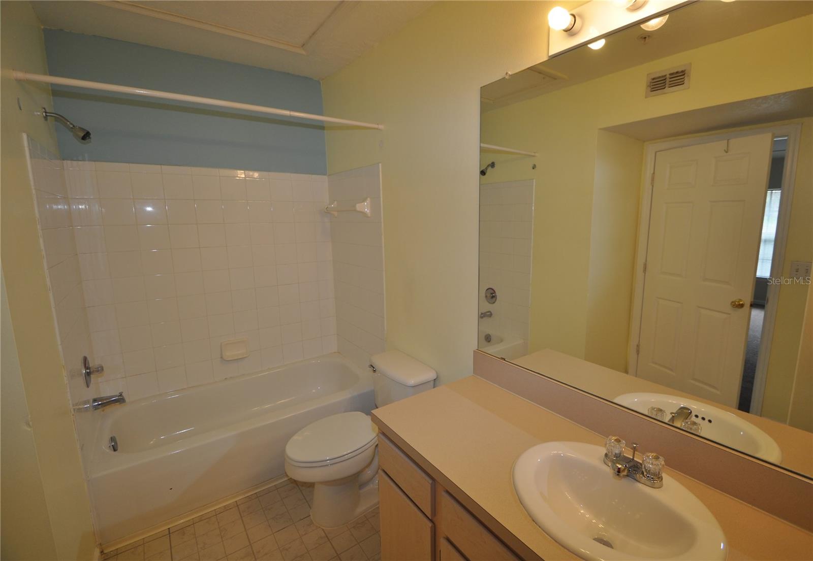738 Crest Pines Drive, FL