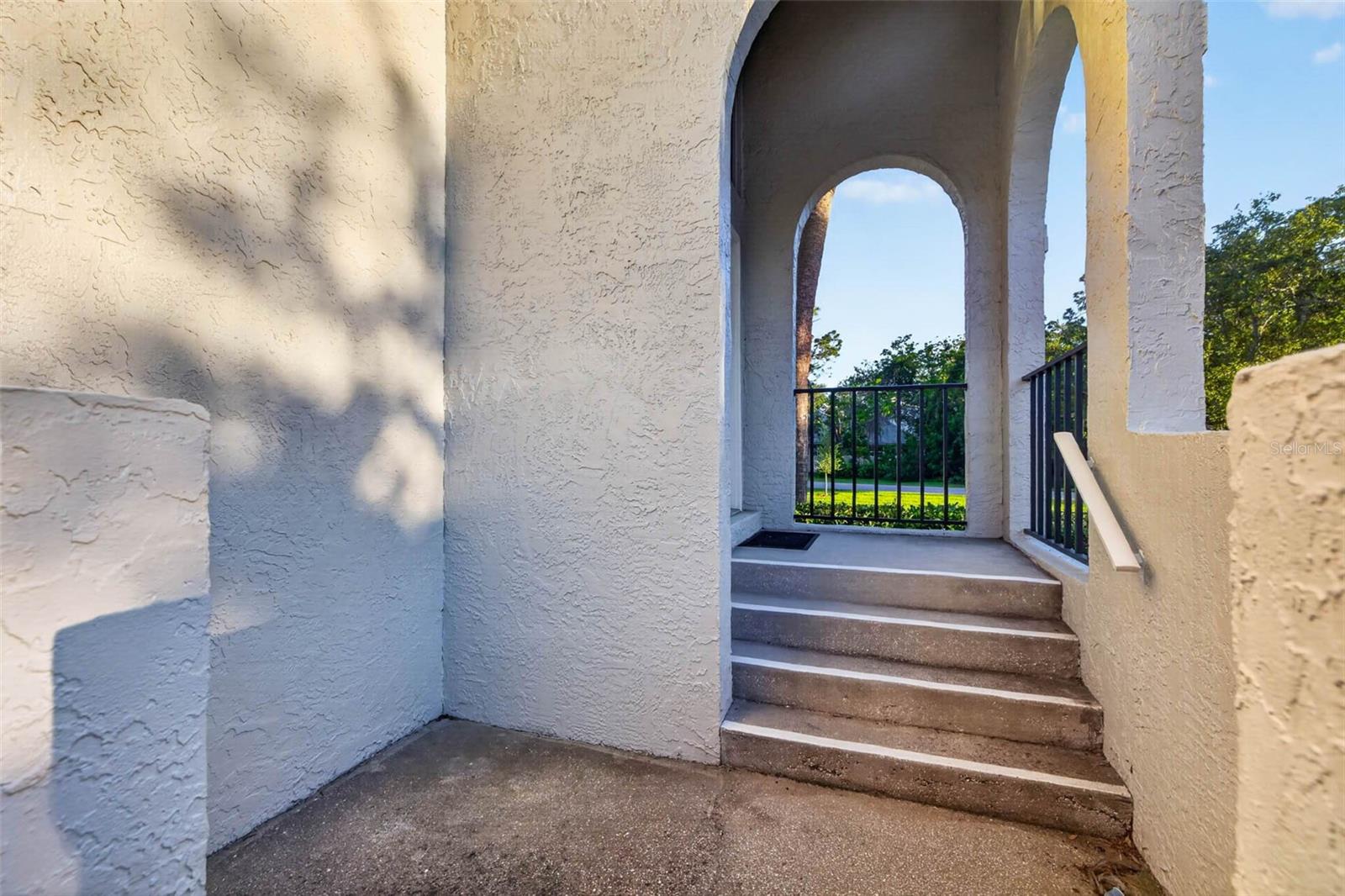 4843 Napoli Court, FL