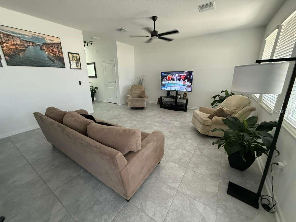 4211 Twisted Twig Bend, FL
