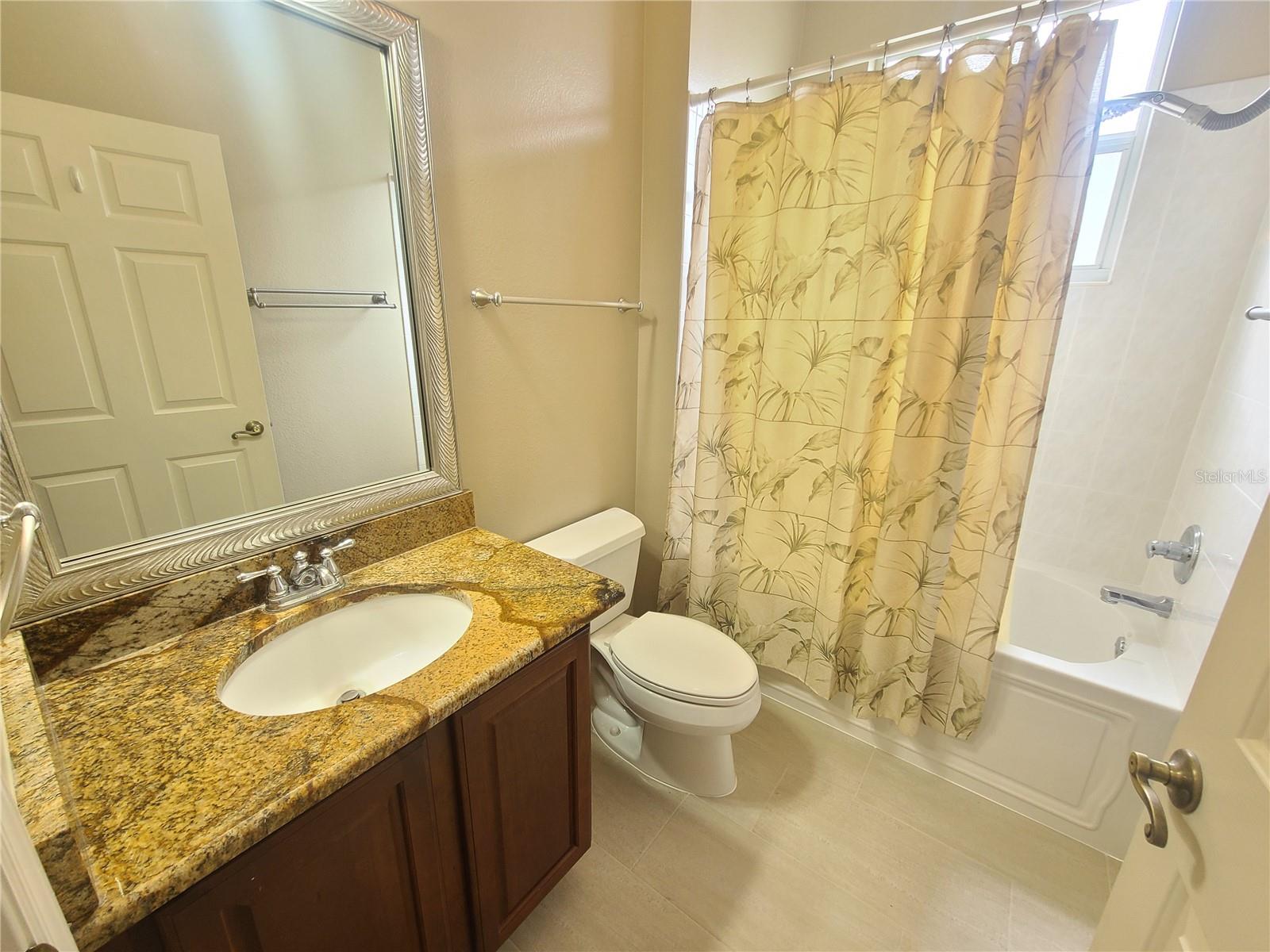 898 Moses Loop, FL