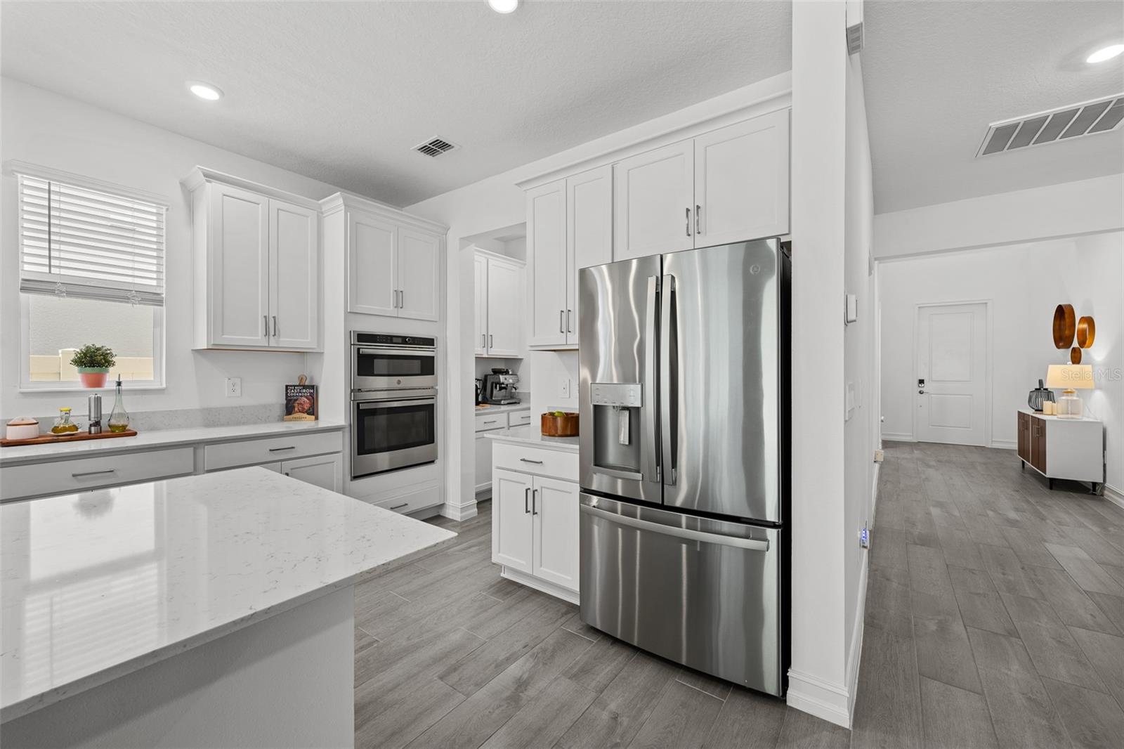 18242 Serene Lake Loop, FL