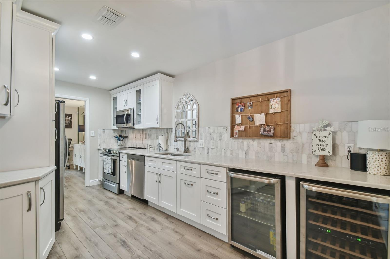 3530 Village Way, FL