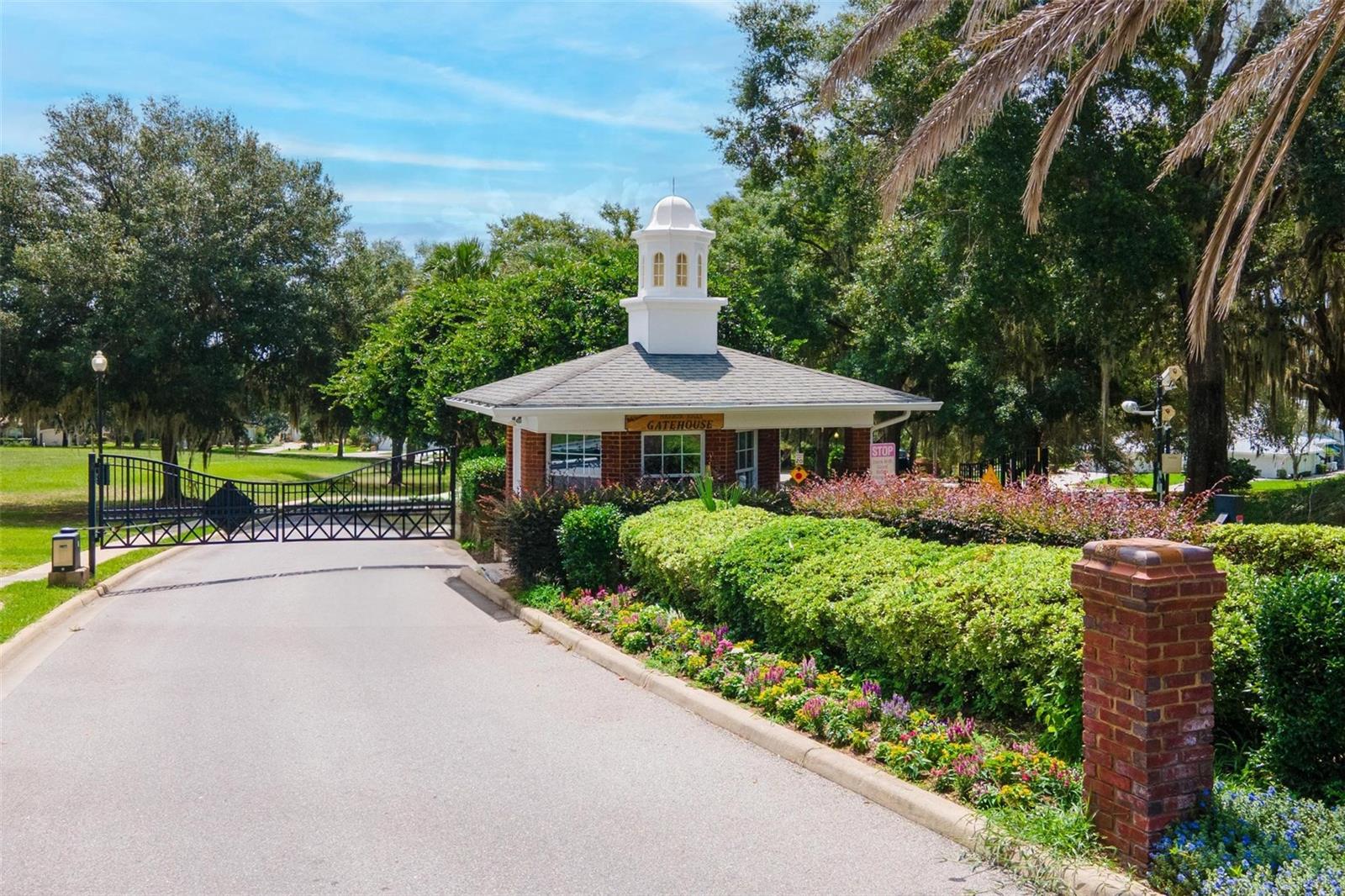 6115 Landings Boulevard, FL