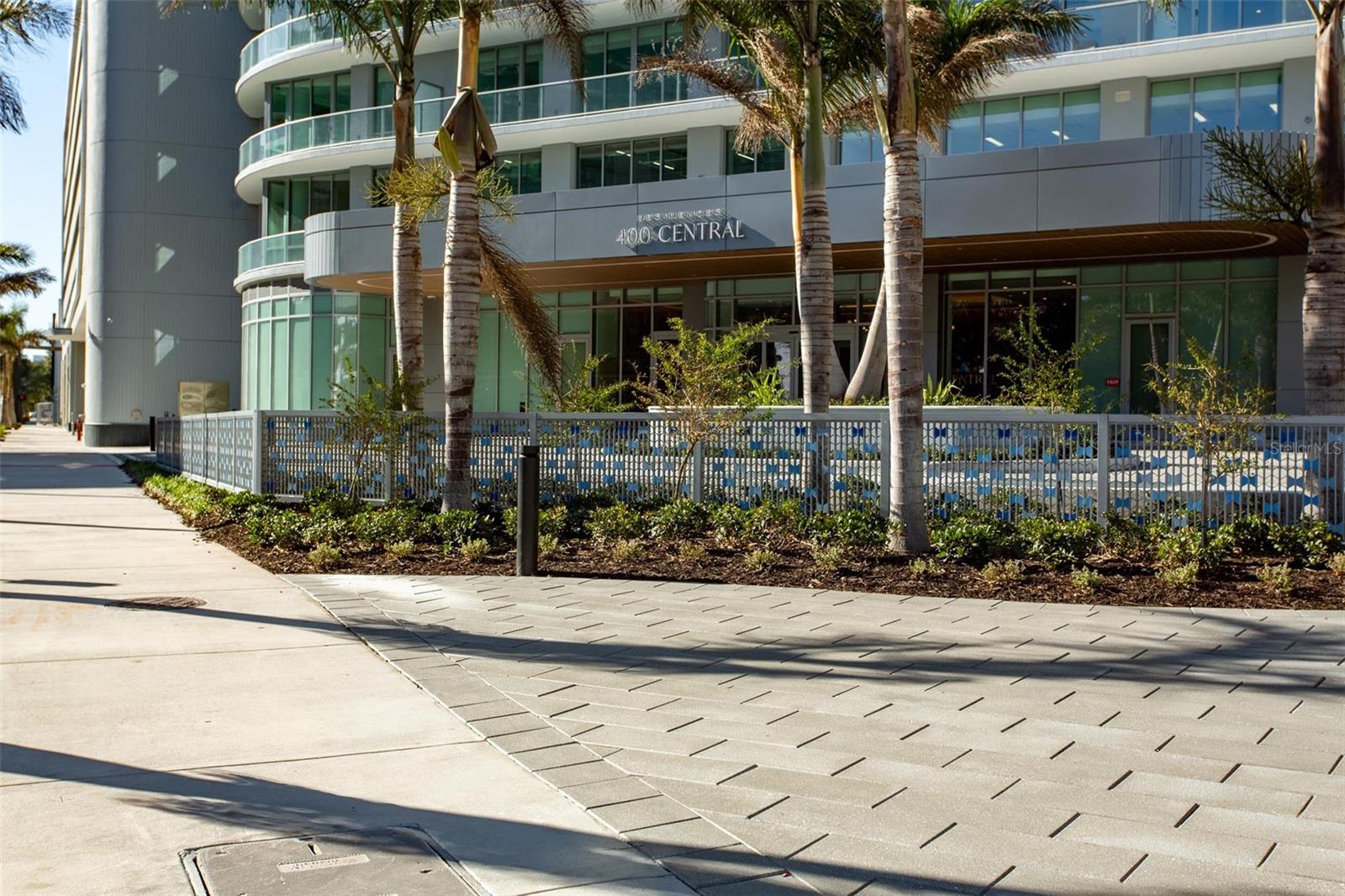 400 Central Avenue, FL