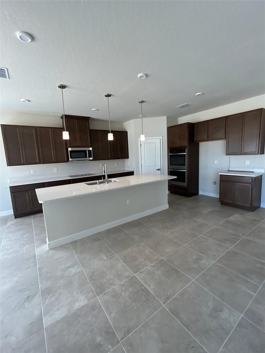 10918 72nd Circle, FL