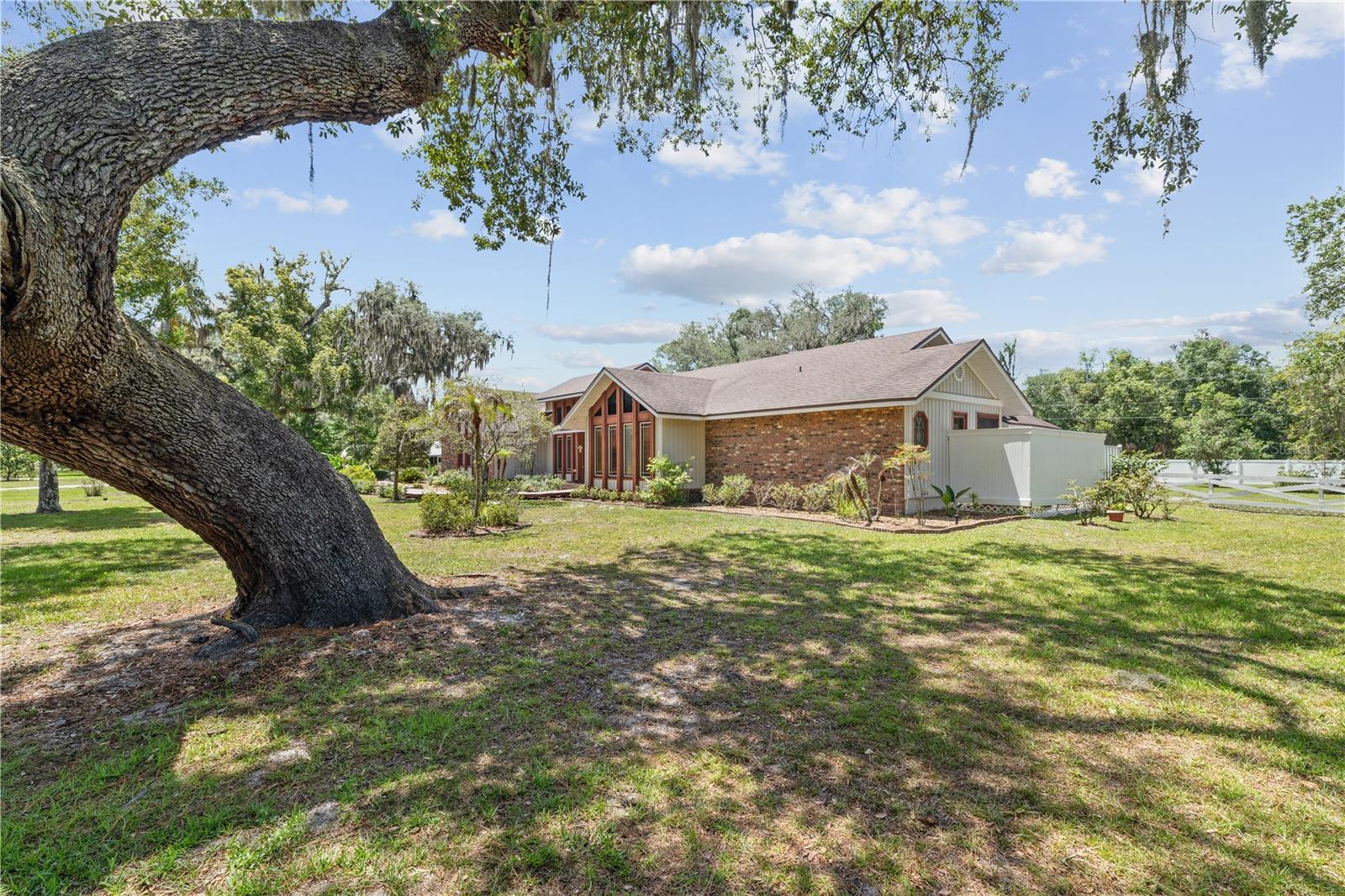 338 Rockwell Circle, FL