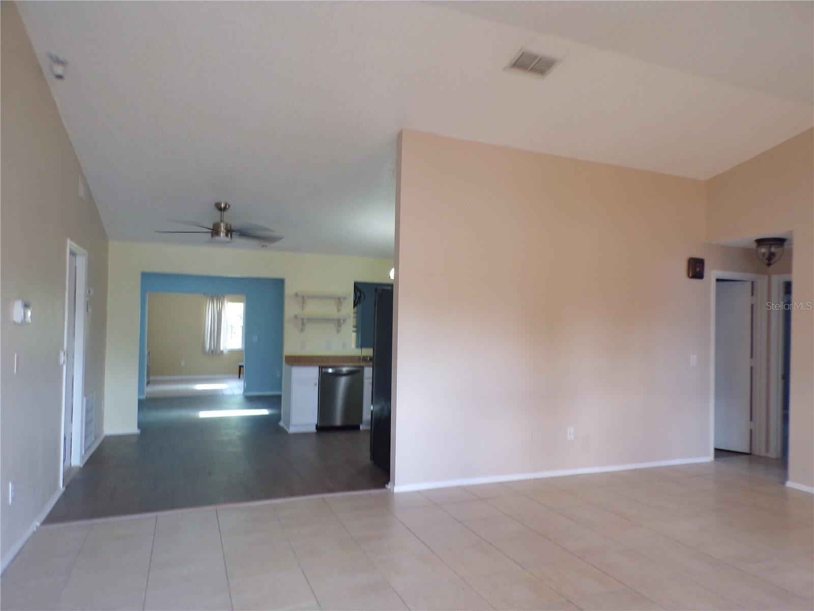18407 Avon Avenue, FL