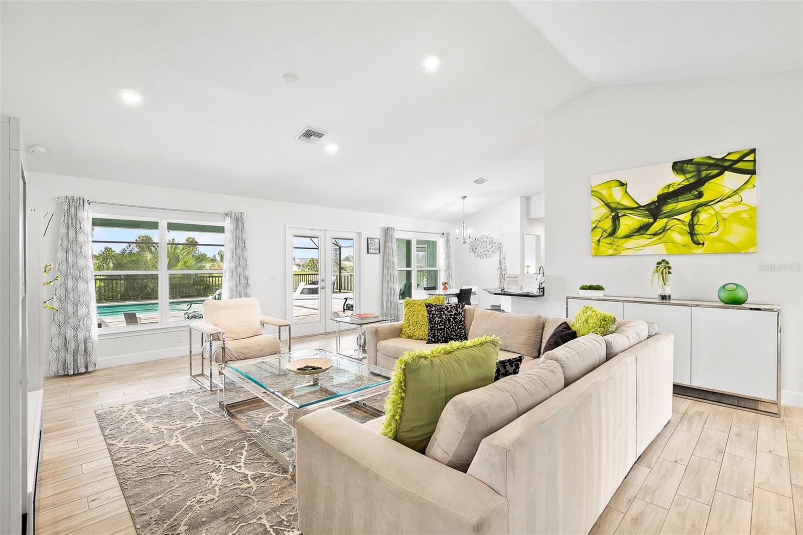 240 Caddy Road, FL