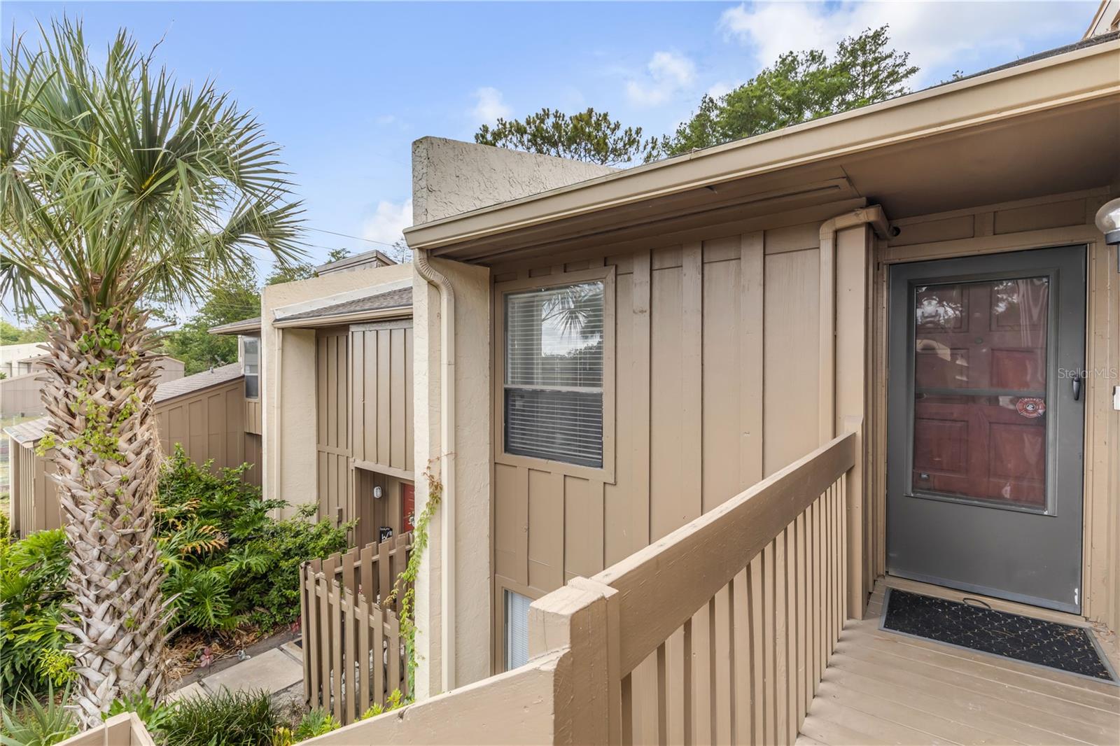 5472 Pine Creek Drive, FL