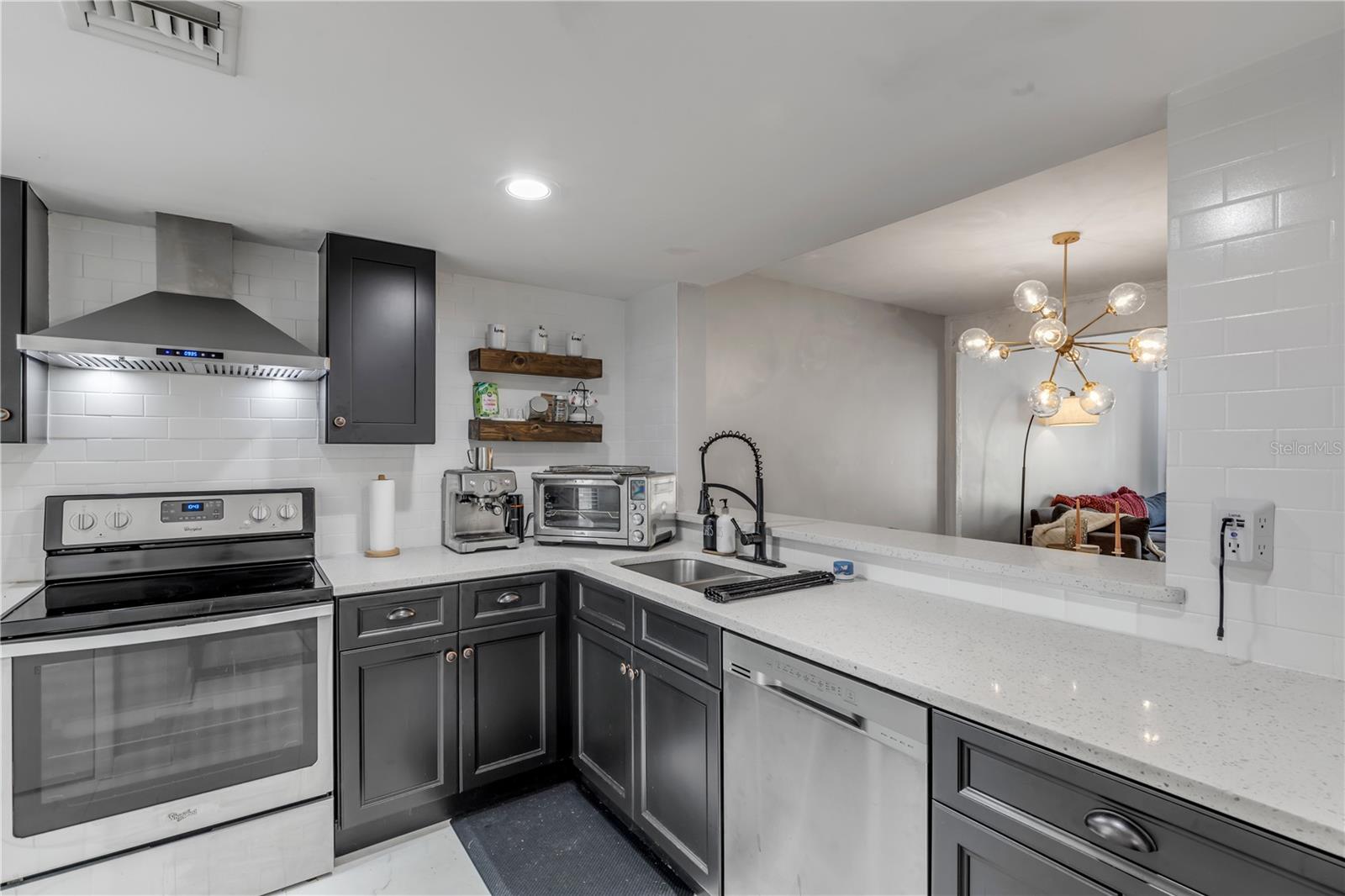 5472 Pine Creek Drive, FL