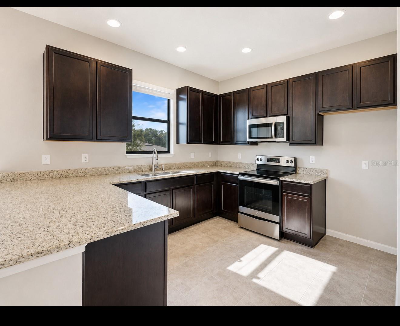 9175 Chandler Drive, FL