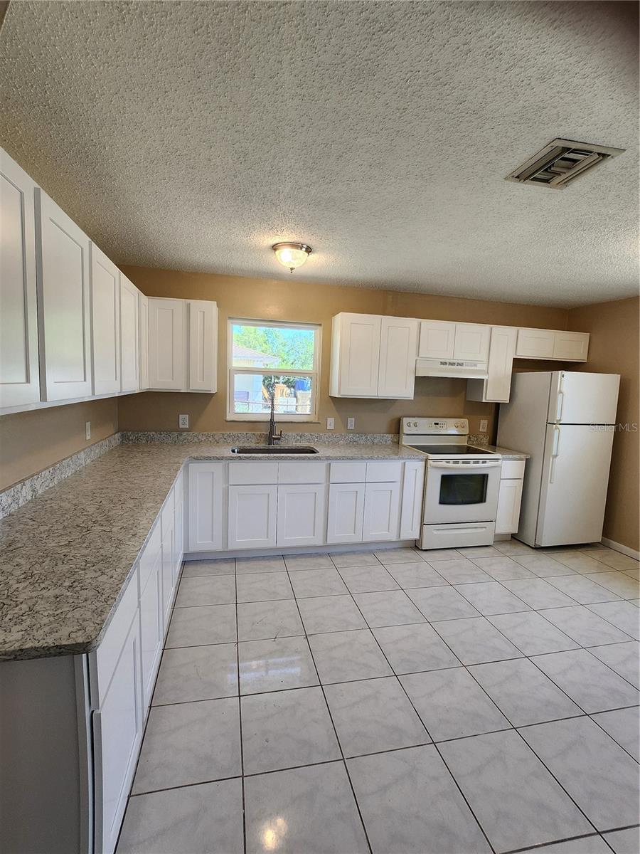 2429 Centennial Boulevard, FL
