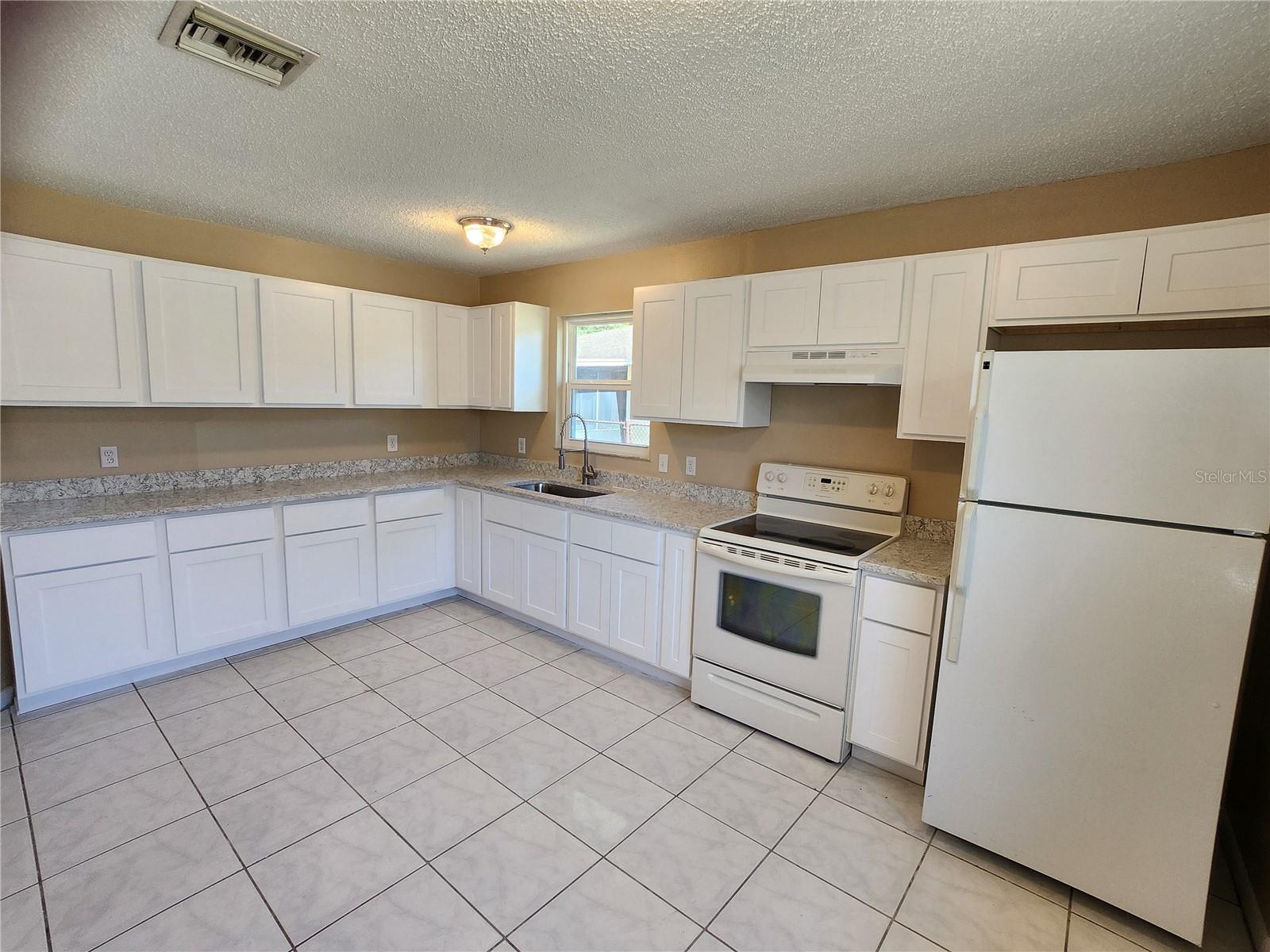 2429 Centennial Boulevard, FL