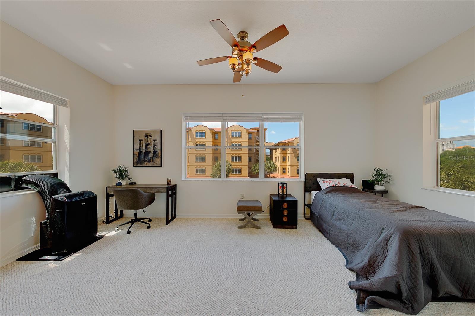 642 Wells Ct Court, FL