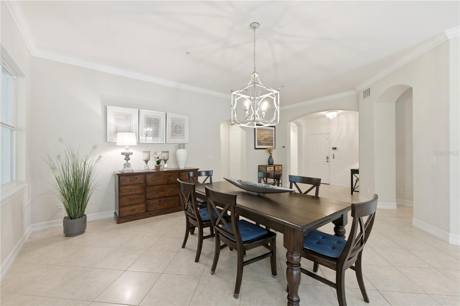 2859 Tiburon Boulevard, FL
