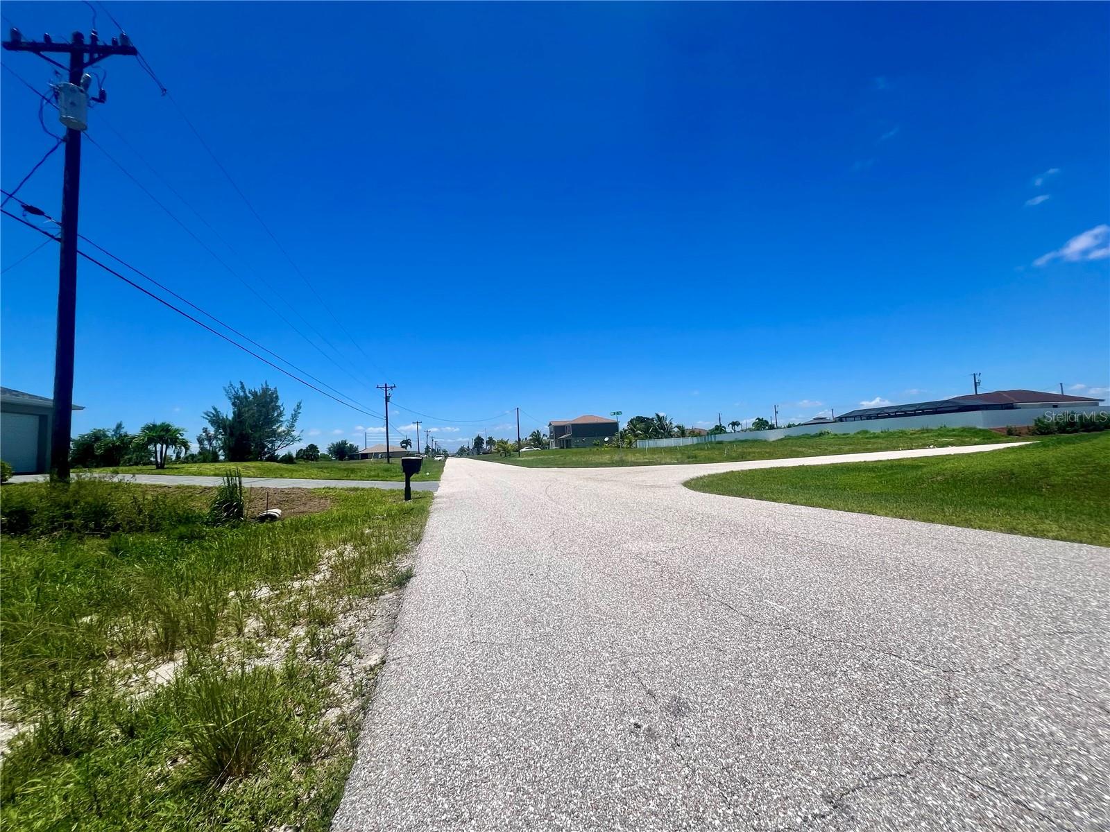 2110 6th Place, FL