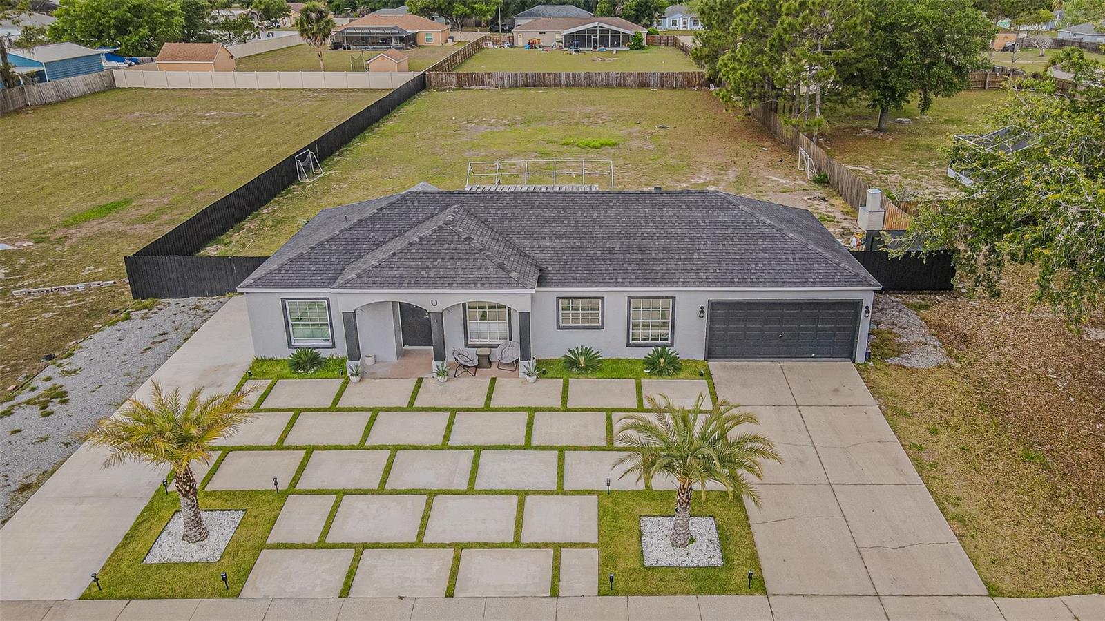 12121 Colonial Estates Lane, FL