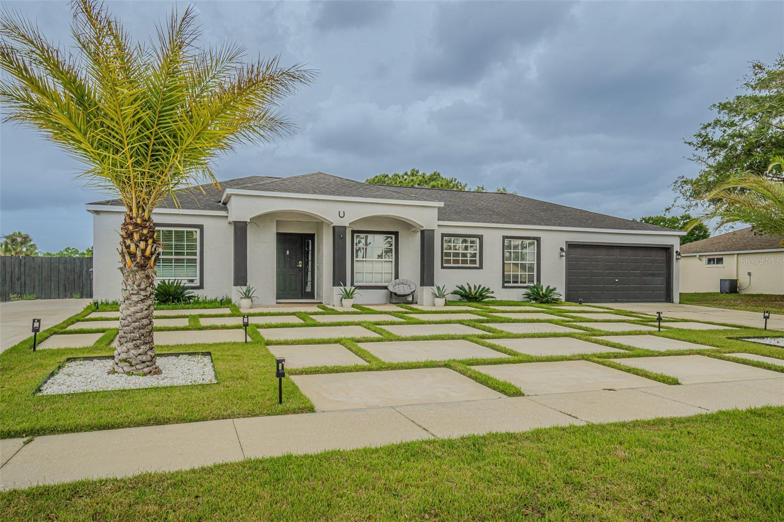 12121 Colonial Estates Lane, FL