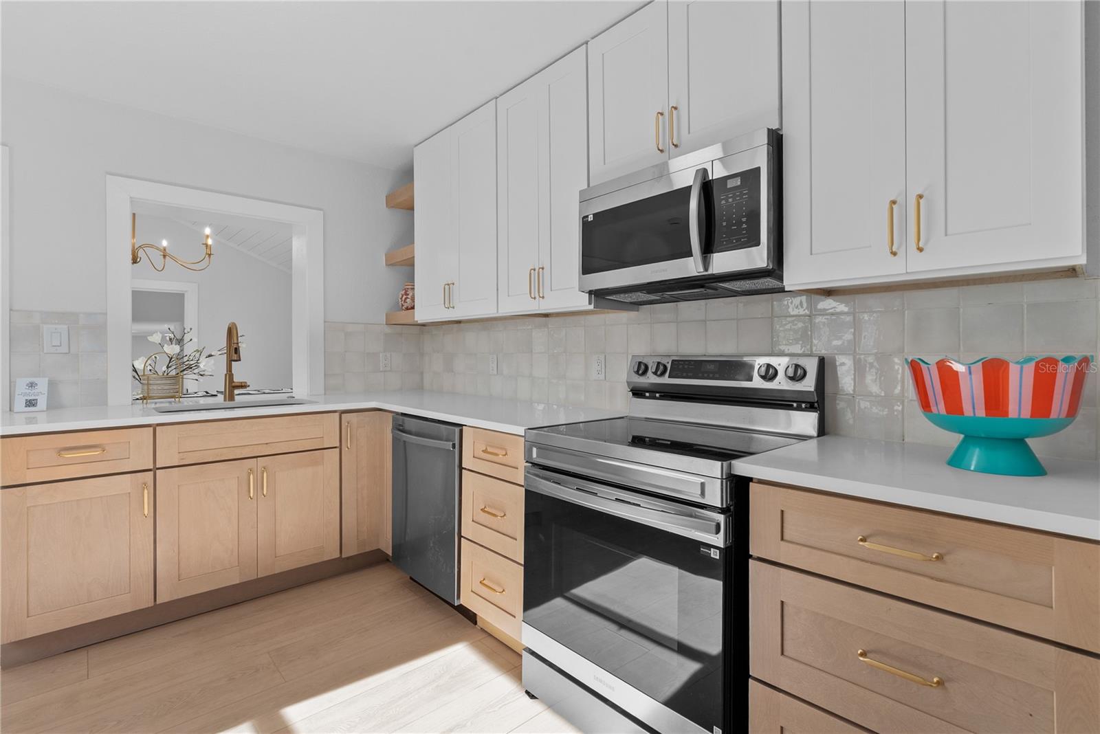 1211 16th Avenue, FL