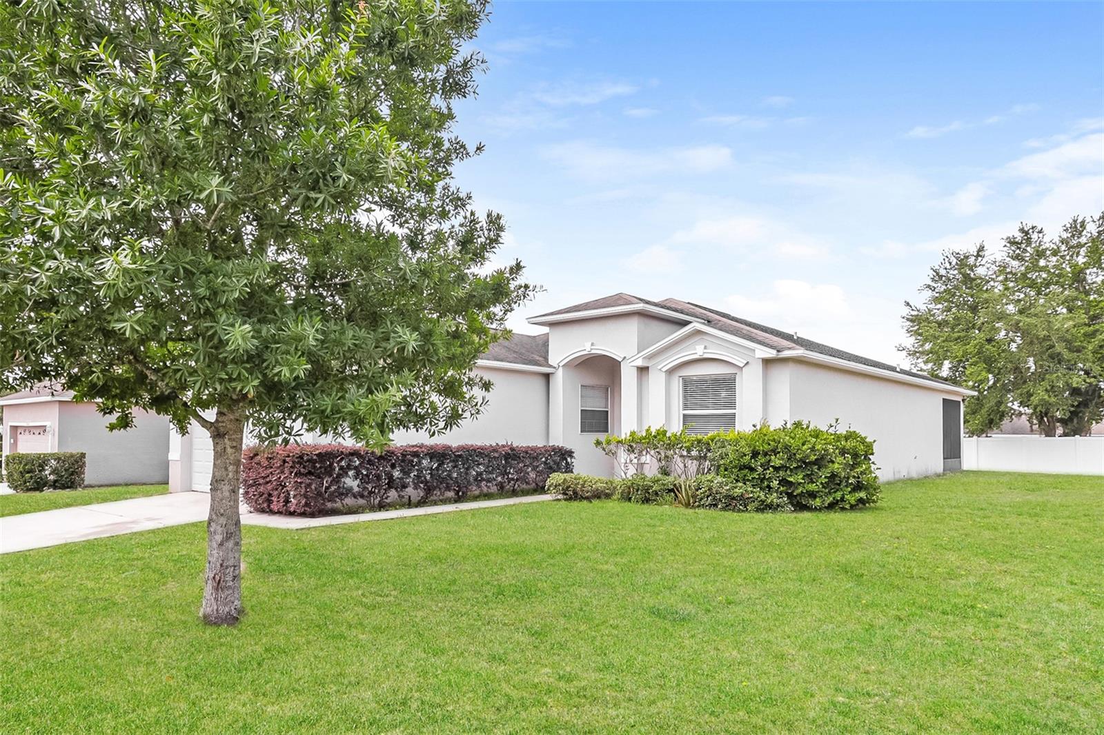 8130 Woodvine Circle, FL
