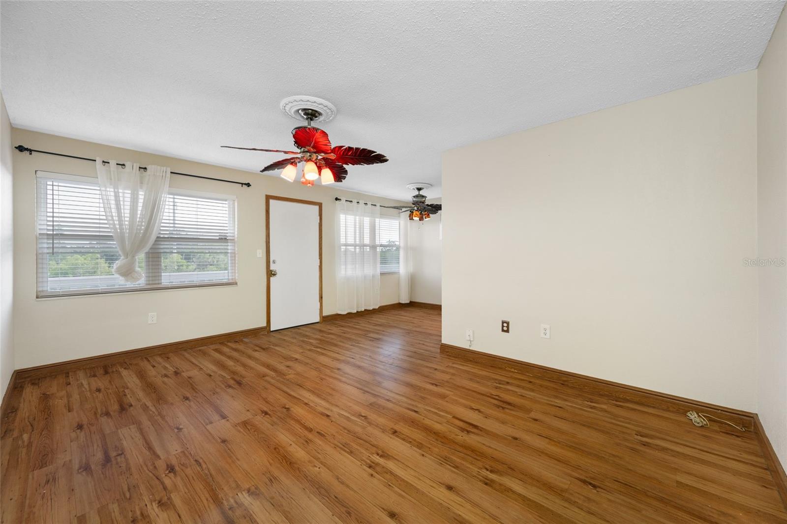 1001 77th Avenue, FL